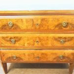 275 5239 CHEST OF DRAWERS